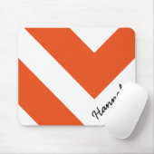 Orangefarbene Zickzack Streifen mit Monogramm Mousepad (Mit Mouse)
