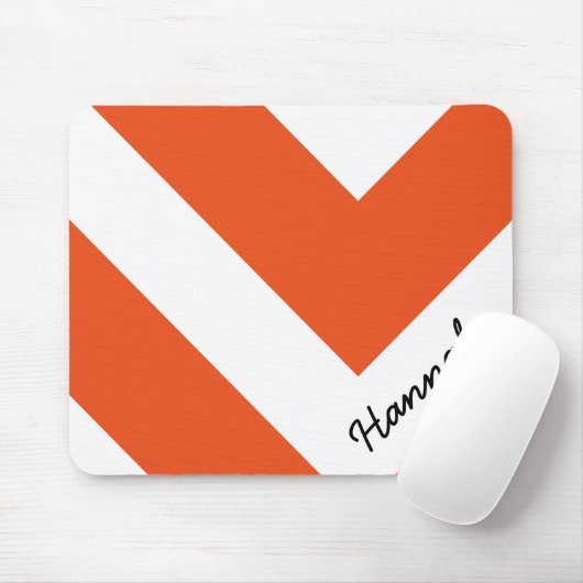 Orangefarbene Zickzack Streifen mit Monogramm Mousepad (Mit Mouse)