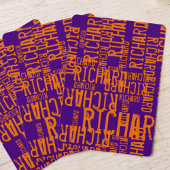 Orangefarbener Farbname auf Lila Spielkarten