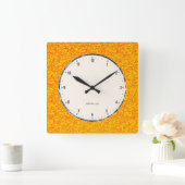 Orangefarbener Glitzer und unhandliche Textur Quadratische Wanduhr (Zuhause)