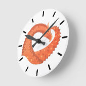 Orangefarbener Herzdrache Runde Wanduhr (Winkel)