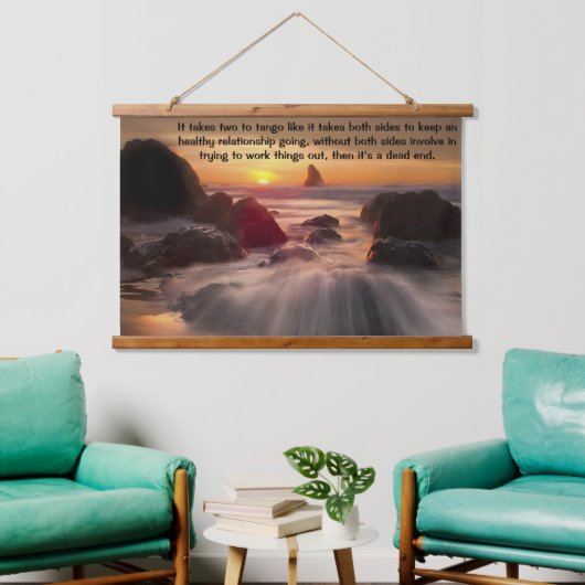 Orangefarbener Sonnenuntergang über dem Meer Wandteppich Mit Holzrahmen (Wohnzimmer)