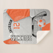 Orangefarbener und weißer Fußballball mit DIY-Text Sherpadecke (Vorderseite (Horizontal))