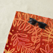 Orangefarbenes Blattmuster Monogramm fett modern Strandtuch (Beispiel)