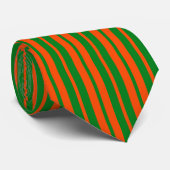 Orangefarbenes Design der Streifen Krawatte (Gerollt)