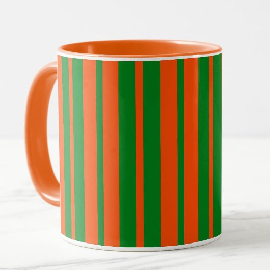 Orangefarbenes Design der Streifen Tasse