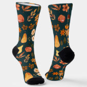 Orangefarbenes Herbstmuster auf tiefes Farngrün Socken (Gewinkelt)