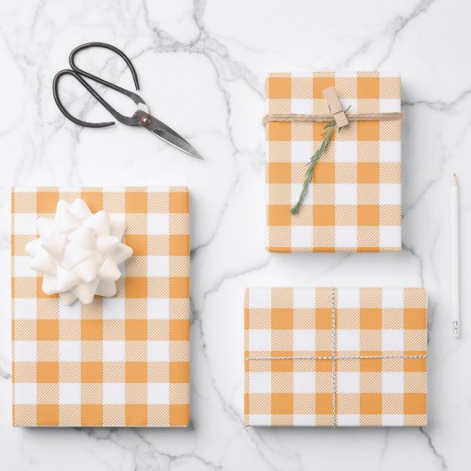 Orangefarbenes Kariertes Muster Geschenkpapier Set (Vorderseite)