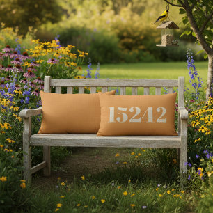 Orangefarbenes Kissen mit Personalisiertem Zip-Cod Für Draußen