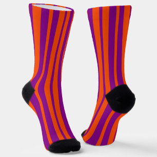 Orangefarbenes, Lila Design der Streifen Socken