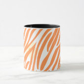 Orangefarbenes Malmuster Modernes Kunstdesign Tasse (Zentrum)