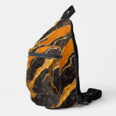 Orangefarbenes Marmormuster mit Gold Crossbody Bag (Rechte Ecke)