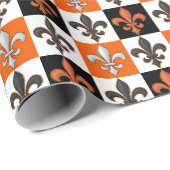 Orangefarbenes Schwarz-weißes Fleur-de-lis-Design Geschenkpapier (Rolleneckpunkt)