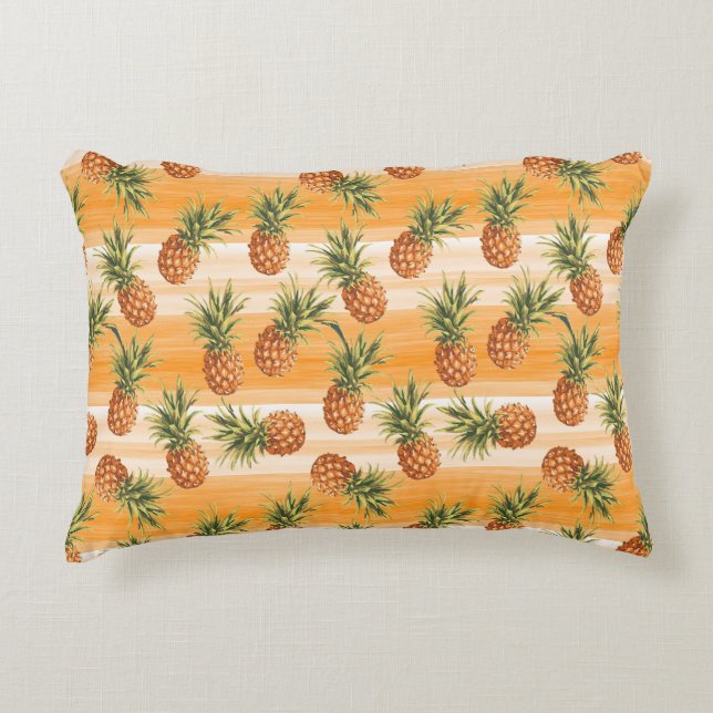 Orangefarbenes tropisches Ananas Fruchtmuster Zierkissen (Vorderseite)