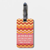 Orangefarbenes und rosa Zickzack Muster mit Monogr Gepäckanhänger (Rückseite vertikal)