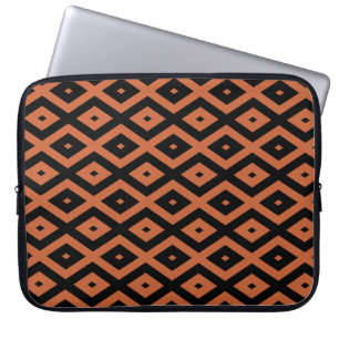 Orangefarbenes und schwarzes Diamantmuster Laptopschutzhülle