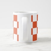Orangefarbenes und weißes Karton-Muster Jumbo-Tasse (Rückseite)