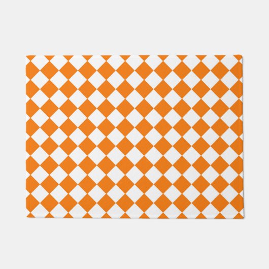 Orangefarbenes weißes Schachbrett Diamantmuster Fußmatte (Vorderseite)