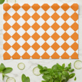 Orangefarbenes weißes Schachbrett Diamantmuster Geschirrtuch (Gefaltet)