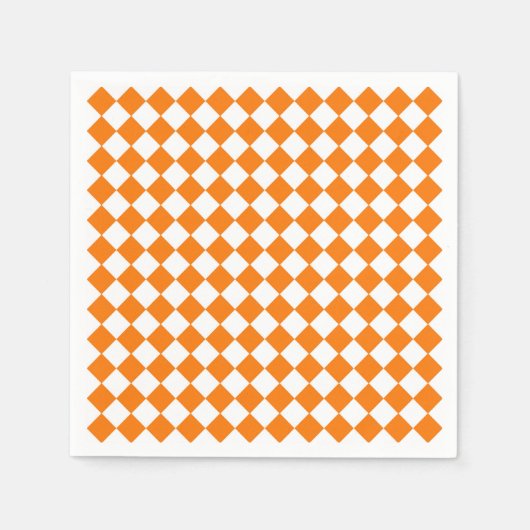 Orangefarbenes weißes Schachbrett Diamantmuster Serviette (Vorderseite)