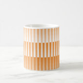 Orangefarbenes weißes Streifenmuster Kaffeetasse (Mittel)
