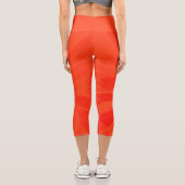 Orangefärbter Krawatte Capri Leggings (Rückseite)