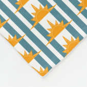 Orangelbe Sonnen auf Aquamarinen Streifen Fleecedecke (Ecke)