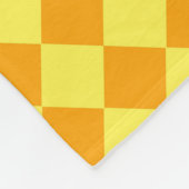 Orangelbes Schachbrett Diamantmuster Fleecedecke (Ecke)