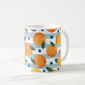 Orangen auf gestreiftem Hintergrund, Sommermuster. Kaffeetasse (VorderseiteRechts)