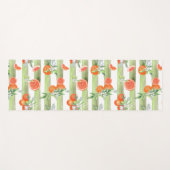 Orangen auf grünen und weißen Streifen Yogamatte (Vorderseite (Horizontal))