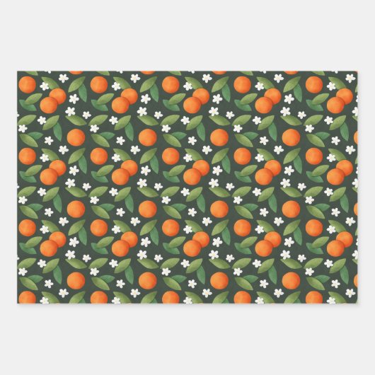 Orangen, grüne Blätter und Muster der weißen Blume (Vorderseite)