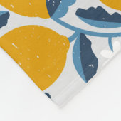 Orangen, Mandarinen: Vintages Blumenmuster. Fleecedecke (Ecke)