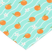 Orangen- und Blume-Muster mit Wellenhintergrund Kurzer Tischläufer (Ecke)