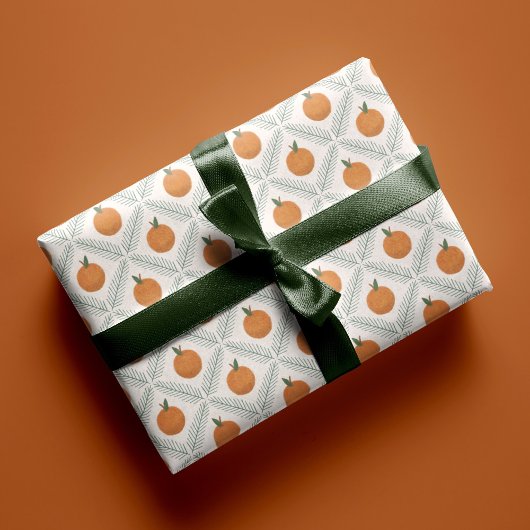 Orangen- und Kiefernwalzmuster Weihnachten Geschenkpapier