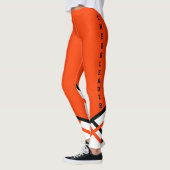 Orangen, Weiß und Schwarzer Chef Leggings (Links)