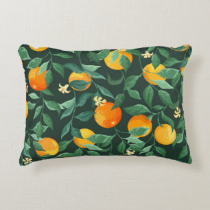 Orangenbäume, Äste mit Blume auf einem grünen Bach Dekokissen