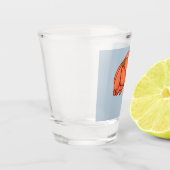 Orangenblüte mit blauem Hintergrund Schnapsglas (Links)