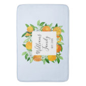 Orangenfrüchte und Blume Sommer Blütenpflanzliche Badematte (Vorderseite Vertikal)