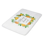 Orangenfrüchte und Blume Sommer Blütenpflanzliche Badematte (Schrägansicht)