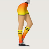 Orangengelbe Shorts Leggings Socken Schwarzer Stre (Rechts)