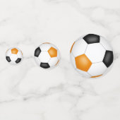 Orangenschwarze Fußballbälle Kinder Party Konfetti (Vorderseiten)