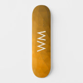 Oranger geometrischer Maschenmuster-Monogramm Skateboard (Vorderseite)