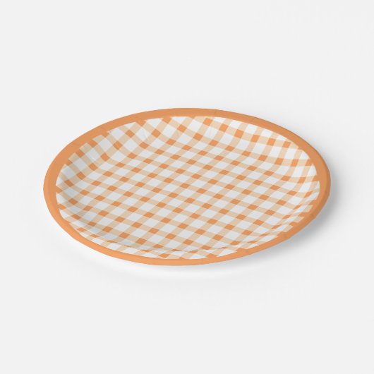 Oranges Karomuster-Picknick-Design Pappteller (Schrägansicht)