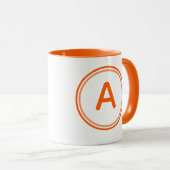 Oranges Kreismuster mit Rundbuchstabenalphabet Tasse (VorderseiteRechts)