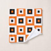Oranges Schwarz Weiß karierte Quadrate Muster Badhandtuch Set (Waschlappen)