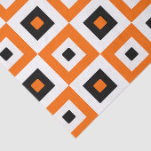 Oranges Schwarz-Weiß karierte Quadrate Muster Seidenpapier (Ausschnitt)