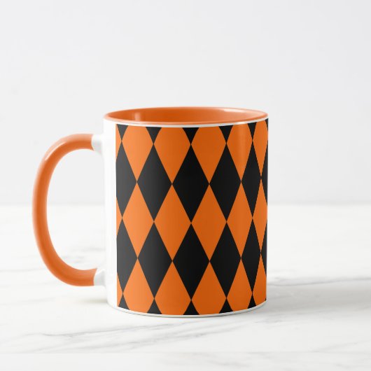 Oranges Schwarzes Harlekin-Diamant-Schachbrettmust Tasse (Links)