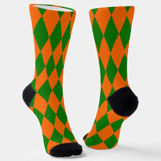 Oranges und grünes Harlekin-Karuomuster-Design Socken