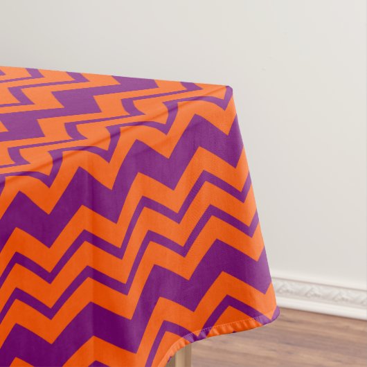 Oranges und violettes Chevron-Musterdesign Tischdecke (Beispiel)