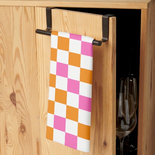Oranges Weiß Rosa Kariertes Muster Design Geschirrtuch (Drittel gefaltet)